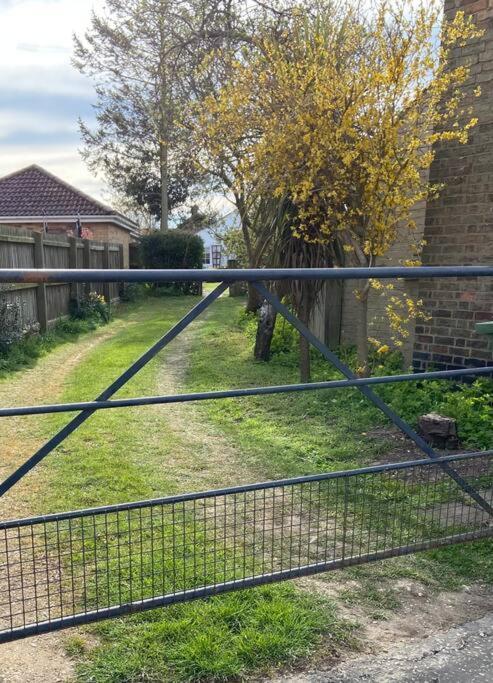 Field Cottage Whittlesey Exterior foto